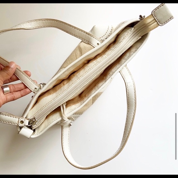 Ladies Fossil shoulder bag - Picture 3 of 6